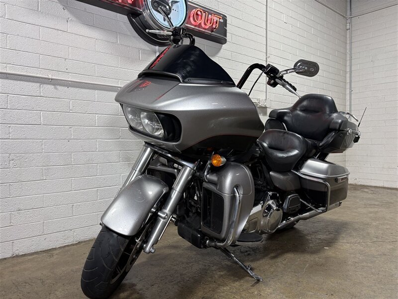 2016 HARLEY DAVIDSON FLTRU Road Glide Ultra