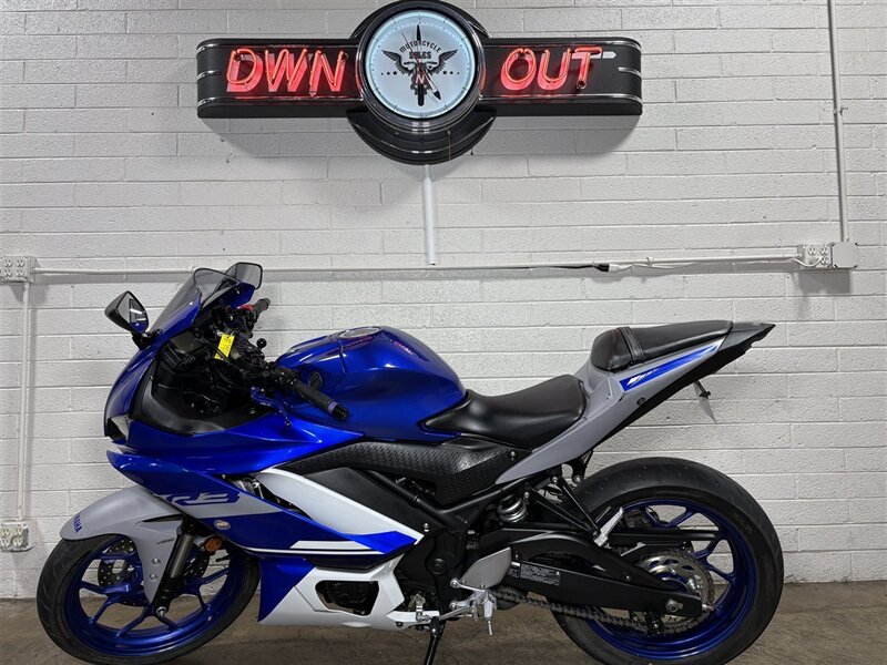 2021 Yamaha YZF-R3 R3