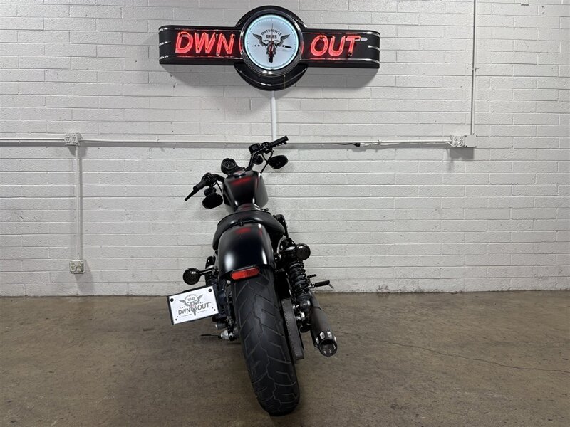 2020 HARLEY DAVIDSON XL883N Sportster Iron 883