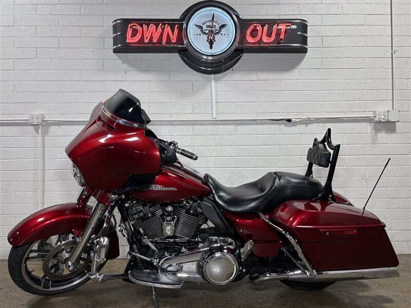 2017 HARLEY DAVIDSON FLHXS Street Glide Special