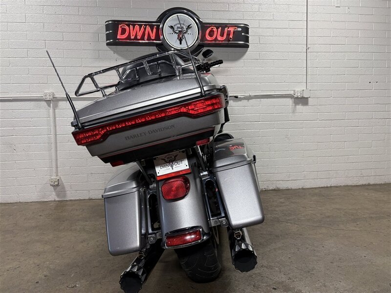 2016 HARLEY DAVIDSON FLTRU Road Glide Ultra