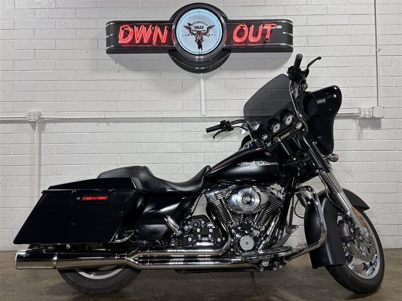 2013 HARLEY DAVIDSON FLHX Street Glide