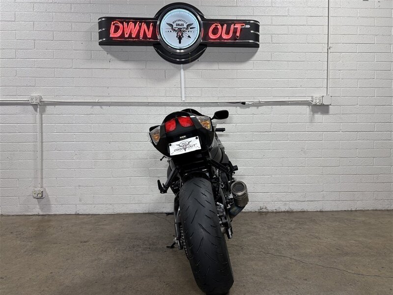 2025 SUZUKI GSX-R600 GSXR 600
