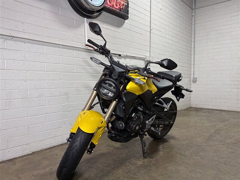 2024 Honda CB300R ABS
