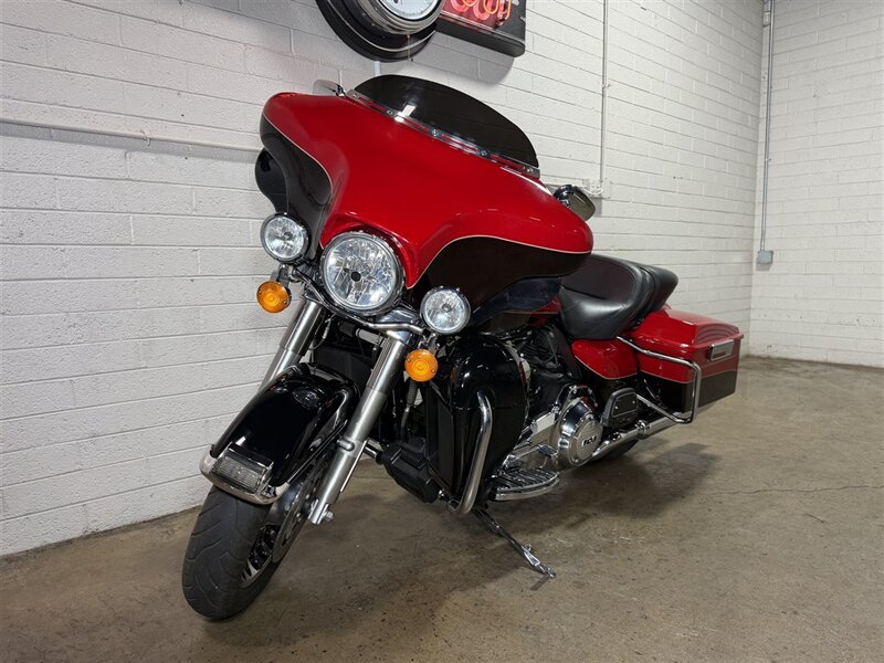 2011 HARLEY DAVIDSON FLHTK Ultra Limited