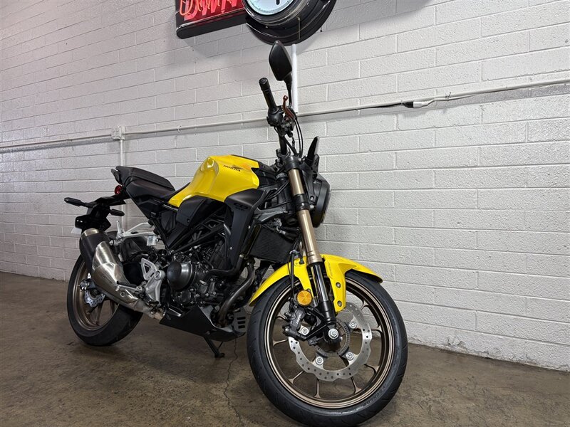 2024 Honda CB300R ABS